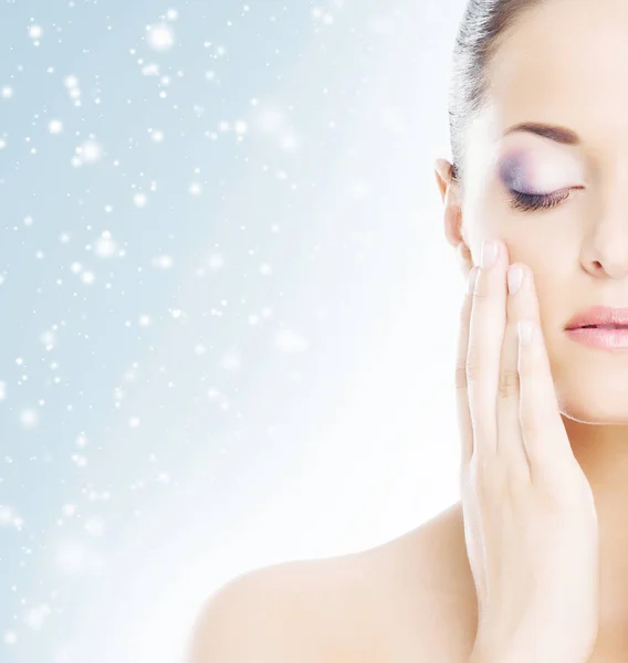 Winter Portrait Young Beautiful Woman Face Lifting Cosmetics Healthcare Concept — Stock Photo, Image