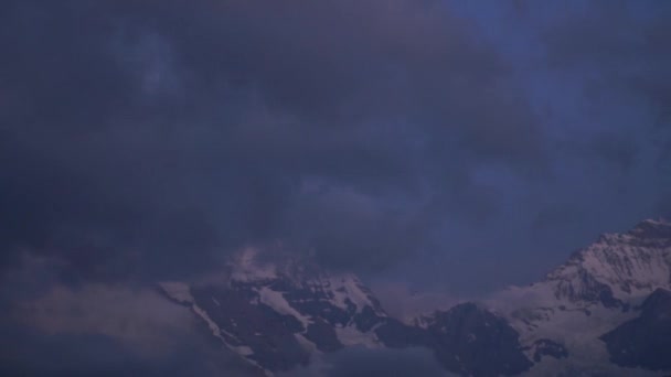 アルプス山脈の風景の背景 ユングフラウ ベルナー ハイランド アルプス ハイキング概念冒険 — ストック動画