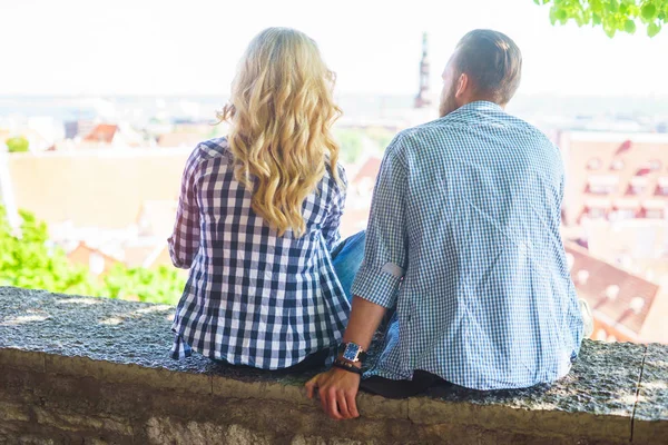 Giovane Coppia Amorevole Viaggio Tallinn Uomo Donna Punto Vista Amore — Foto Stock