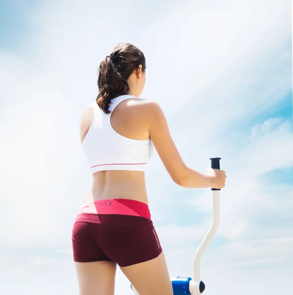 Sport Fitness Concept Young Fit Sporty Woman Working Gym Outdoor — Stock Photo, Image