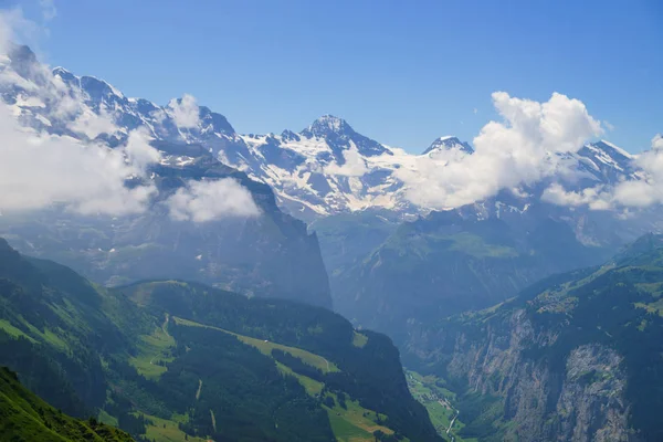 Alpengipfel Landschaft Hintergrund Lauterbrunnen Jungfrau Berner Hochland Alpen Tourismusreise Wanderkonzept — Stockfoto