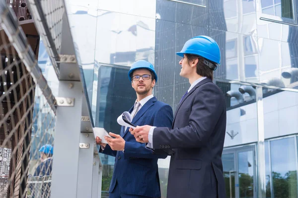 Real Estate Developers Helmets New Office Construction Confident Business Men — Stock Photo, Image