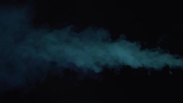 Текстура дыма на пустом черном фоне — стоковое видео