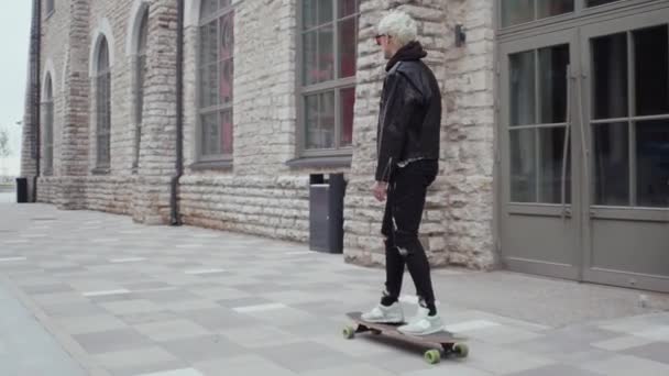 Portrait Stylish Teenage Young Guy Riding Skateboard Outdoor Teenager Skate — Stock Video