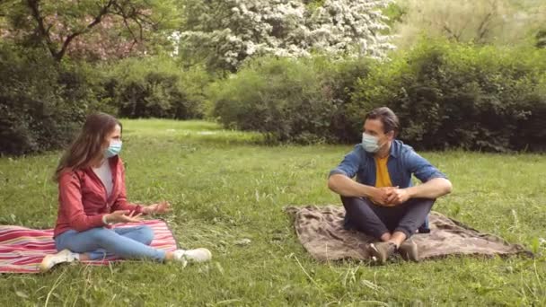 Selama Krisis Penguncian Coronavirus Hubungan Persahabatan Dan Konsep Cinta Jarak — Stok Video