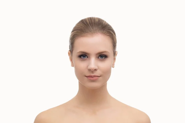Güzel Bir Kızın Yüzü Estetik Cerrahi Cilt Gerdirme Kaplıca Kozmetik — Stok fotoğraf