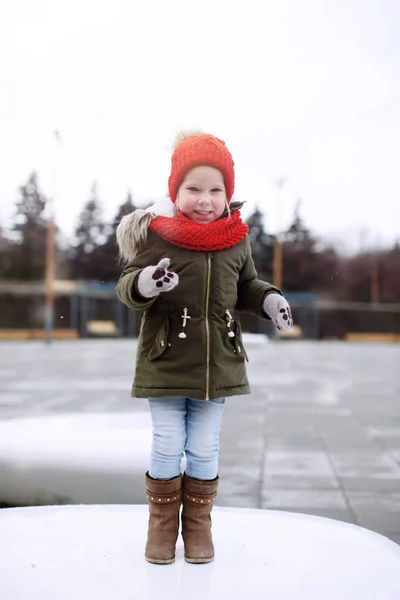 Cute Little Kid Girl Warm Outerwear Having Fun Street Full — Stock Photo, Image