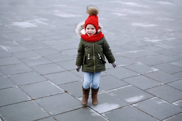 Cute Little Kid Girl Warm Outerwear Having Fun Street Jumping — Stock Photo, Image