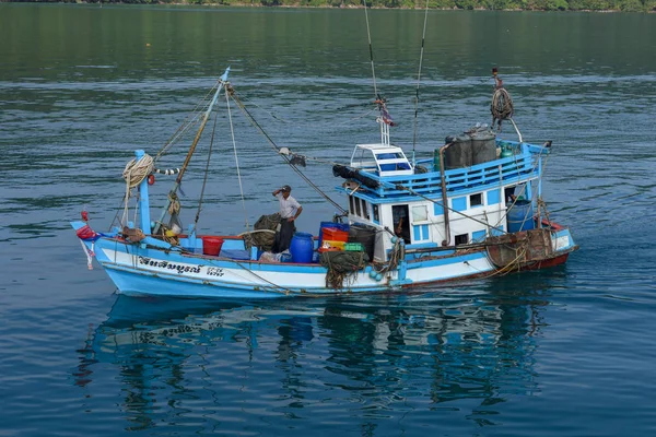 Isla Koh Kood Tailandia Enero 2018 Pescador Isla Kood Tailandia — Foto de Stock