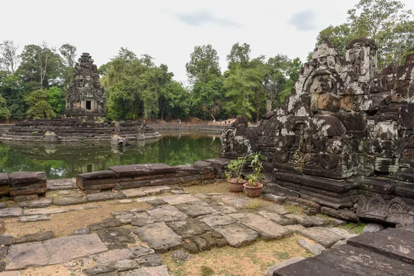 Widok Wyspy Świątyni Preah Neak Musi Angkor Kambodży — Zdjęcie stockowe
