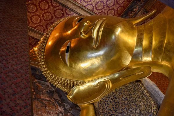 Большой Золотой Лежащий Будда Храма Ват Пхо Бангкоке Таиланд — стоковое фото