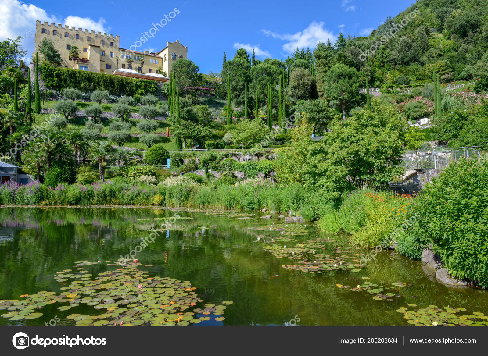 Botanischer Garten Von Schloss Trauttmansdorff Meran Sudtirol