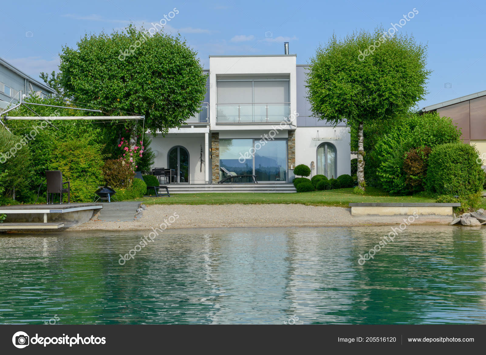 Modern House Lake Fakkar Carinthia Austria Stock Photo