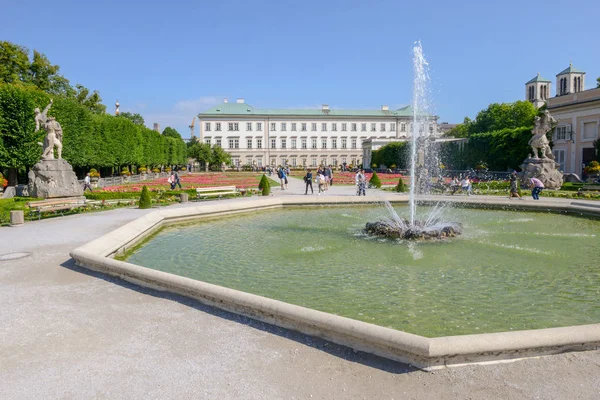 Σάλτσμπουργκ Αυστρία Ιουνίου 2018 Συντριβάνι Στον Κήπο Παλάτι Μιραμπέλ Στο — Φωτογραφία Αρχείου