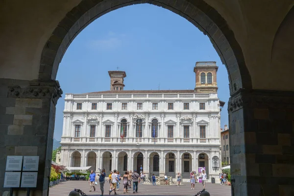 Μπέργκαμο Ιταλία Ιουλίου 2018 Κεντρική Πλατεία Της Παλιάς Πόλης Στο — Φωτογραφία Αρχείου
