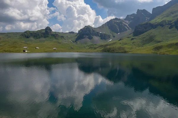 Vista Lago Melchsee Nos Alpes Suíços — Fotografia de Stock