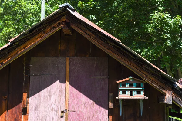 Birdhouse Uma Casa Madeira Engelgerg Nos Alpes Suíços — Fotografia de Stock