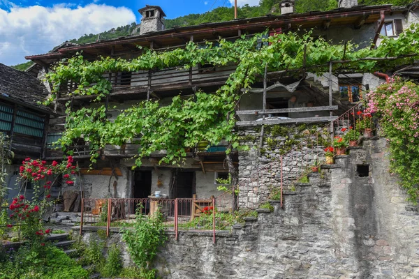 Vakantiehuis Vogorno Verzasca Vallei Zwitserse Alpen — Stockfoto