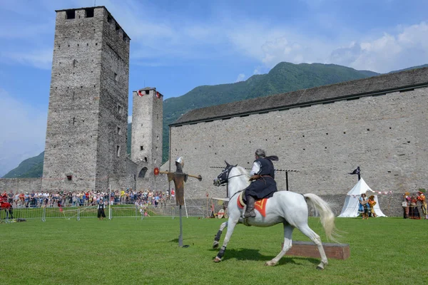 Bellinzona Suisse Mai 2018 Exposition Chevaliers Médiévaux Château Castelgrande Bellinzona — Photo