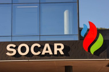 Lugano, İsviçre - 1 Aralık 2016: Yaqubun benzin istasyonunda Lugano İsviçre üzerinde Logo iz
