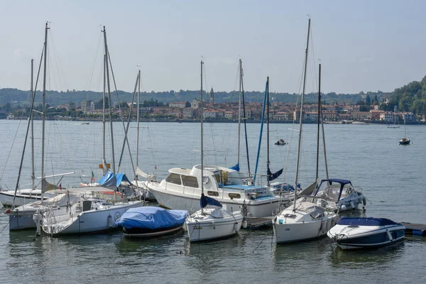 Arona Italia Septiembre 2018 Pueblo Arona Lago Maggiore Italia —  Fotos de Stock