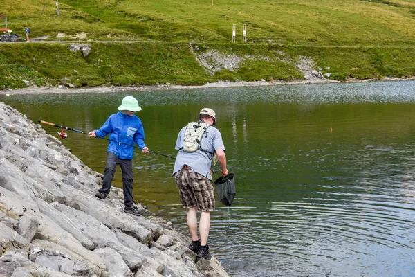 Tannensee Switzerland August 2018 Father Son Fishing Together Lake Tannensee — Stock Photo, Image