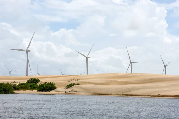Větrné Mlýny Písečných Dunách Lencois Maranhenses Poblíž Atins Brazílii — Stock fotografie