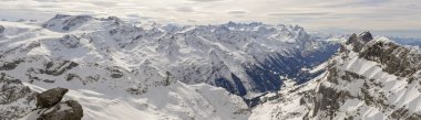 İsviçre için kış manzara Dağı Titlis Engelberg üzerinden gelen bir