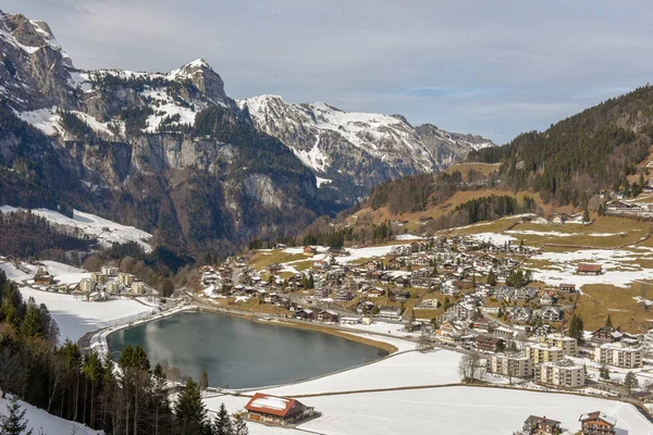 Vesnice Engelberg na Švýcarsko — Stock fotografie