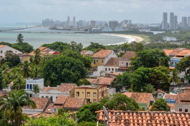 Arka Recife şehir ile Olinda eski sömürgeci kasaba