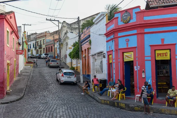 Rumah-rumah kolonial Brasil yang berwarna — Stok Foto