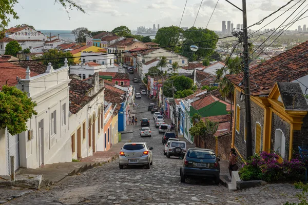Πολύχρωμες Βραζιλίας σπίτια κατοίκων αποικίας — Φωτογραφία Αρχείου