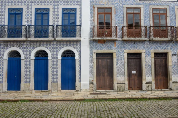 Traditionelle portugiesische Kolonialarchitektur in São Luis, Brasilien — Stockfoto