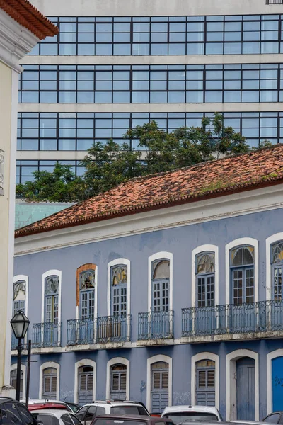 Koloniální a moderní architektura v Sao Luis, Brazílie — Stock fotografie