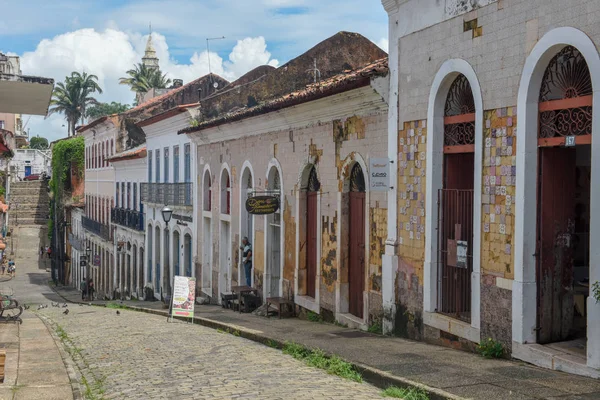 Traditionelle portugiesische Kolonialarchitektur in São Luis, Brasilien — Stockfoto