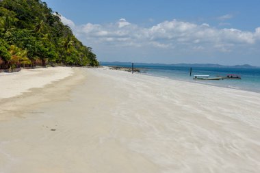 Brezilya'da Salvador Bahia yakınlarındaki Frades adası