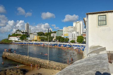 Brezilya'da Salvador Bahia Porto da Barra plaj