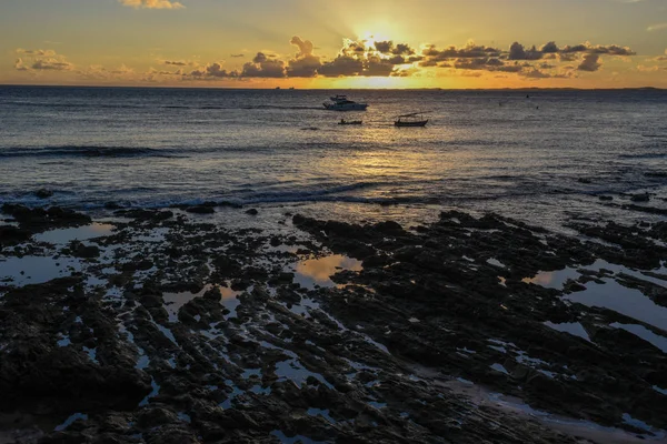 Sunset at Porto da Barra beach in Salvador Bahia, Brazil — Stock Photo, Image
