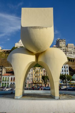 Salvador Bahia, Brezilya'da aşağı şehirde Modern heykel