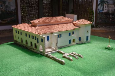 Praia do Forte yakınlarındaki Garcia D'Avila kalesinin mimari modeli