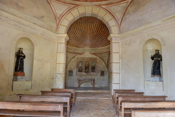 Interiér kaple Garcia d ' Avila nedaleko Praia do Forte, BR — Stock fotografie