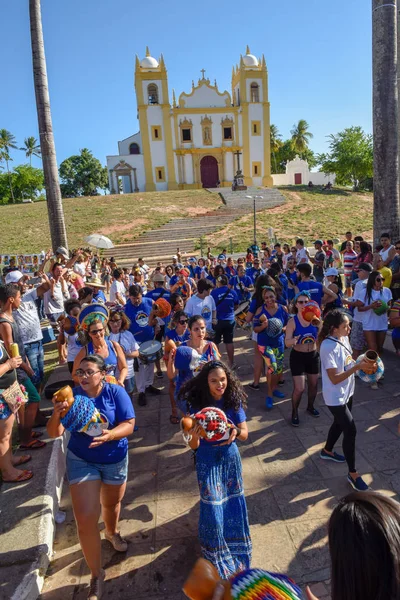 Grupo musical tocando durante o carnaval de Olinda no Brasil — Fotografia de Stock