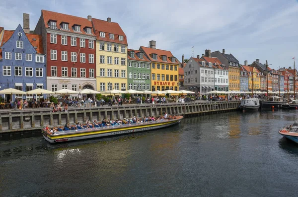 El canal Nyhavn en Copenhague en Dinamarca —  Fotos de Stock