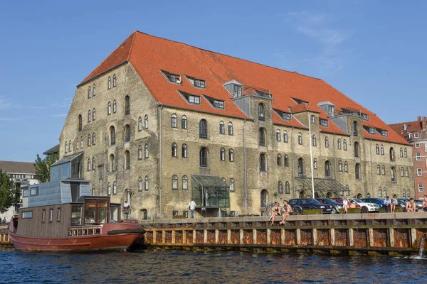 Antiga casa tradicional em Copenhague, na Dinamarca — Fotografia de Stock