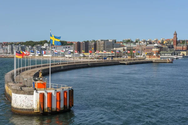 Порт Гельсінборг на Швецію — стокове фото