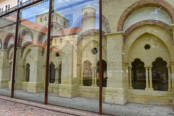 Iglesia de San Miguel en Hildesheim, Alemania —  Fotos de Stock