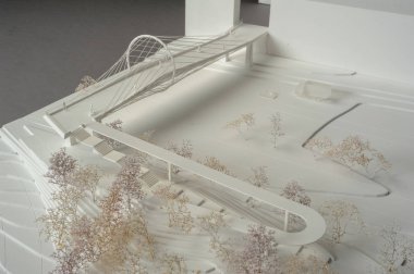 Bir bridg mimari sunumu için site çevreleyen model