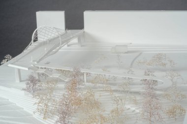 Bir bridg mimari sunumu için site çevreleyen model