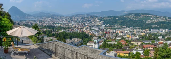 Lihat di teluk Lugano di Swiss — Stok Foto