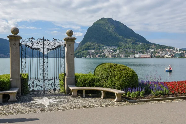 Lugano Schweiz Juni 2020 Fischer Auf Seinem Boot Luganer See — Stockfoto